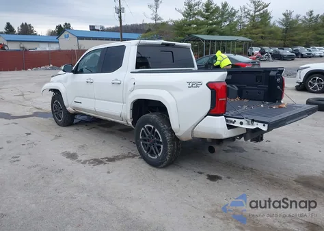 2024 Toyota Tacoma Trd Sport z USA, uszkodzony, nr VIN 3TMLB5JN8RM009747